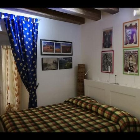Isole Cheradi -San Francesco Tarente Buitenkant foto